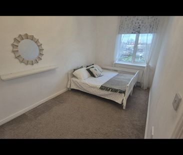 Room in a Shared Flat, Blackthorn Road, IG1 - Photo 4