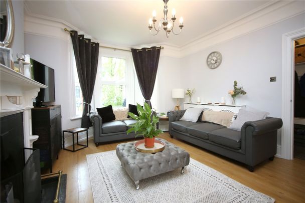 College Road, - Photo 1