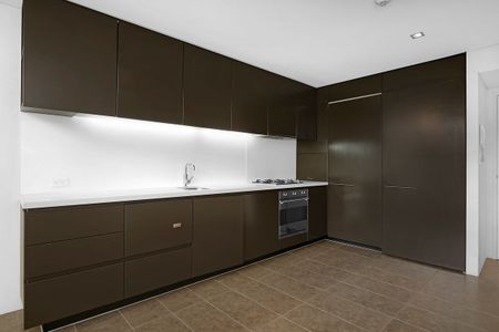 Modern One Bedroom Apartment with City Views! - Photo 2