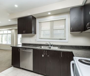 For Lease - 200 Veterans Drive Unit# 09, Brampton, Ontario - Photo 2