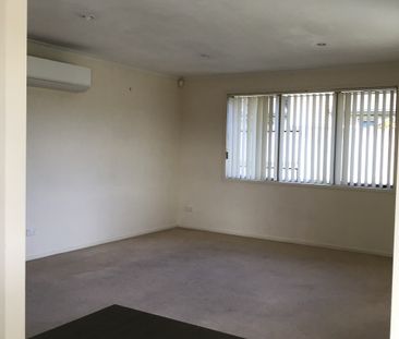 Settle in on Stirling Drive - Photo 2