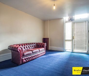 1 Bedroom Studio For Rent - Photo 2