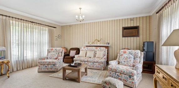 404 Stephensons Road, Mount Waverley - Photo 2
