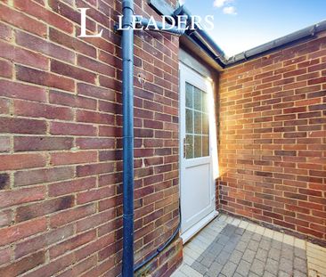 1 bedroom studio to rent The Drive, Rochford, Essex, SS4 - Photo 4