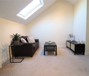 2 Bedroom Flat / Apartment - Westridge Road, Southampton - Photo 6