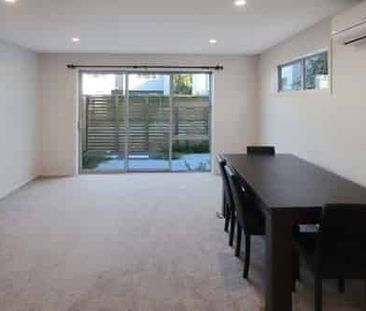 Partial furnished close to public transport - Photo 2