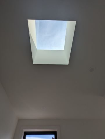 Sunshine North - Photo 2