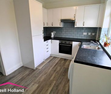 2 bedroom semi-detached bungalow to rent - Photo 5