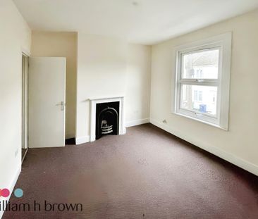 Grays, ., Essex - Photo 3