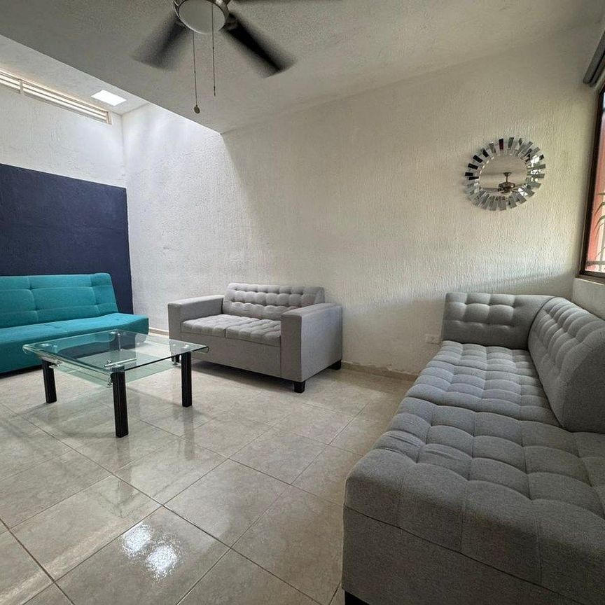 Casa en renta amueblada una planta en Colonia Heroes, Mérida Yucatán - Photo 1