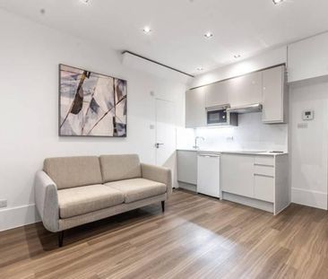Studio to rent - Photo 3
