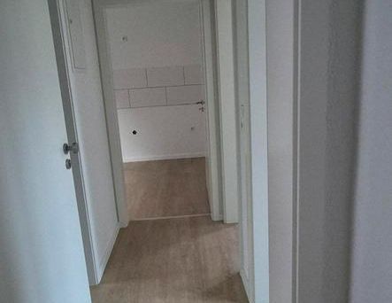 Kernsanierte Wohnung ab sofort zu vermieten - Foto 1