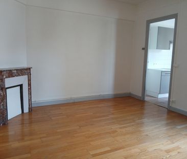 APPARTEMENT Secteur Clémenceau, rue Defrançois,REIMS - Photo 1