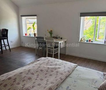 Studio Flat At/ Miskin Street, Cathays, (utilities Included), CF24 - Photo 1
