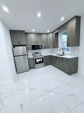 For Lease - 144 Denison Avenue, Toronto, Ontario - Photo 2