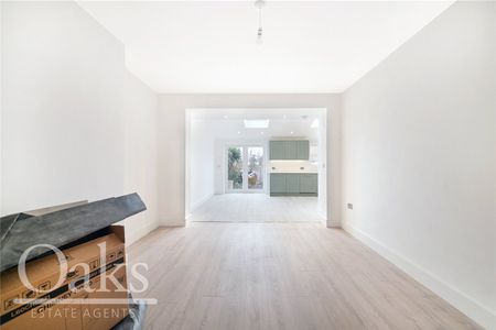 Christian Fields, Norbury - Photo 5