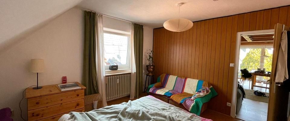 3 Zimmer, große Wohnküche, Tageslichtbad mit Wanne, Balkon - Photo 1