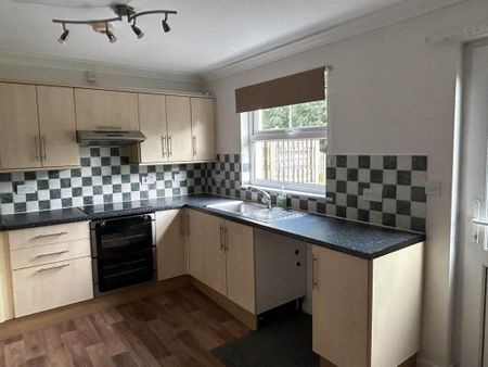 2 bedroom terraced house to rent - Photo 5