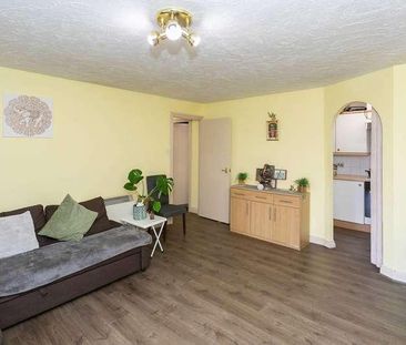 Exceter Close, Watford, WD24 - Photo 4