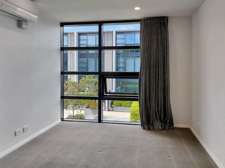 2 bedroom apartment in Kingsland - Photo 4