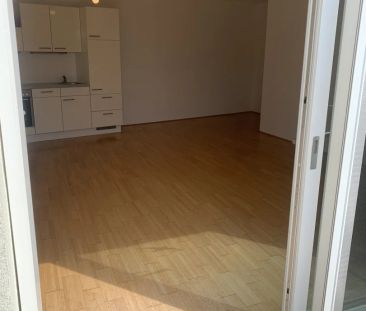 TERRASSENWOHNUNG | GROSSZÜGIGE 3 ZIMMER | SÜDTERRASSE | BETREUTES WOHNEN | FÜR PERSONEN ÜBER 60 JAHREN | SENIORVITA | BRUNN AM GEBIRGE - Foto 2