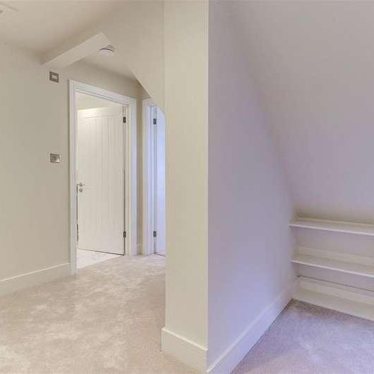 Burrows Cross, Shere, GU5 - Photo 1