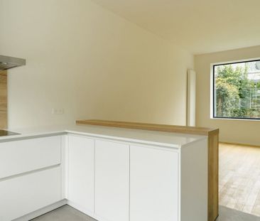 Woning te huur in Ukkel voor € 3.400 met 3 slaapkamers - Photo 5