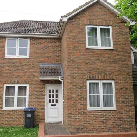 Ely Close, Hatfield, AL10 - Photo 4