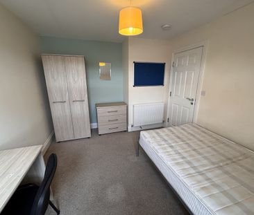 Hull Road, Tang Hall - P2105 - Photo 4