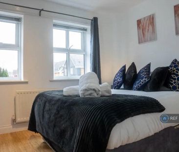 3 bedroom end of terrace house to rent - Photo 3