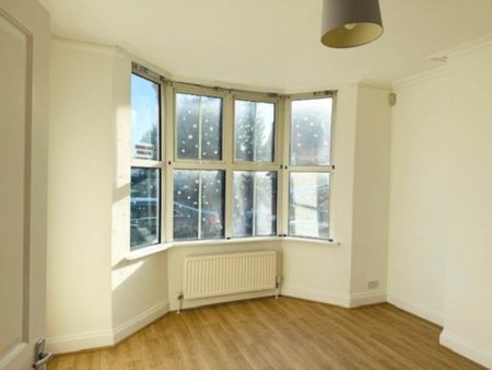 Lindsay Avenue, High Wycombe - Photo 3