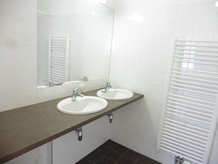 U4-Nähe!! Neubauwohnung mit großem, sonnigen Süd-Balkon - Photo 2