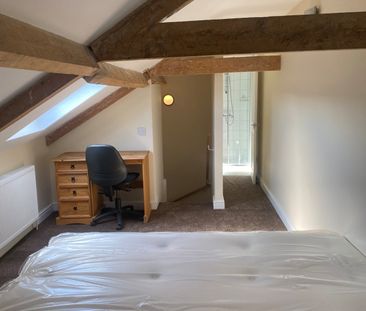 72 Fitzwilliam Street, Huddersfield, HD1 - Photo 2