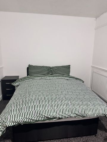 Room in a Shared House, Coleraine Road, B42 - Photo 3