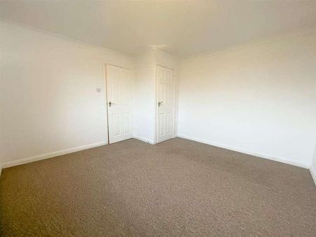 Snowdon Close, Eastbourne, BN23 - Photo 4