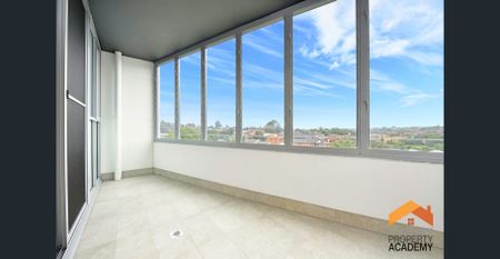 Modern Urban Living – Stylish 2-Bedroom Apartment in Prime Canterbury Location - Photo 5