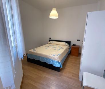 Apartamento de alquiler en Calle Lagunillas, La Merced - Photo 2