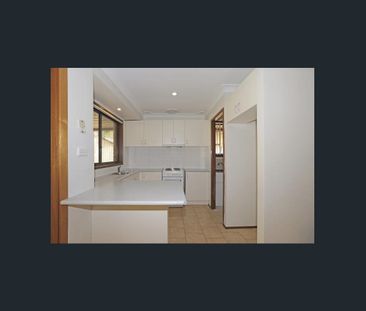 Lovely Family Home - Photo 4