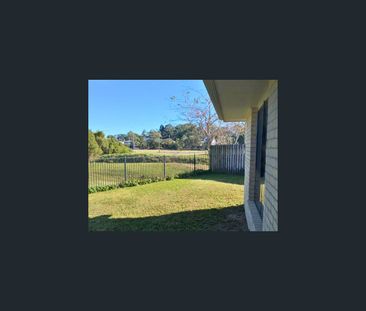 67 Village Circuit, Eimeo, Qld 4740 - Photo 3