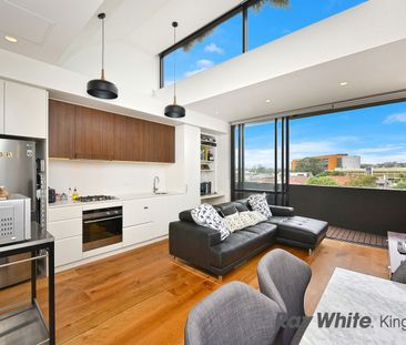 Elevated Modern One Bedroom Apartment Overlooking Parkside - Photo 2