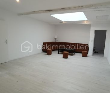 Maison ancienne de 245 m² à Chasseneuil-Du-Poitou - Photo 1