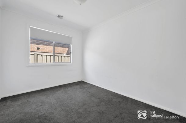 Comfortable & Low-Maintenance Living in a Convenient Kurunjang Location - Photo 1