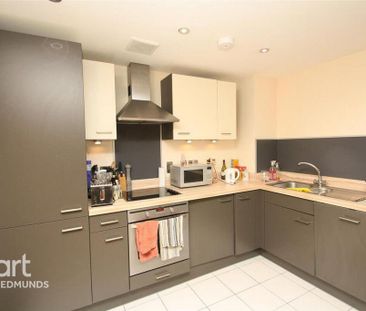 2 bedroom apartment to rent - Photo 4