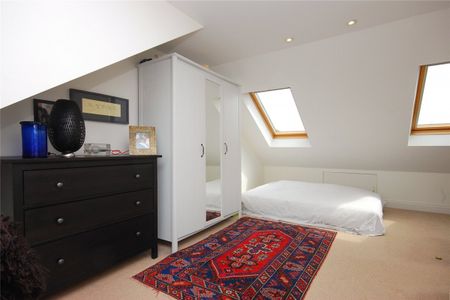 St. Andrews Road, NW10, London - Photo 3
