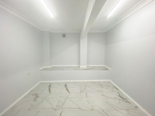 Semi-Attached 3-Bedroom House With Water Included - Photo 1