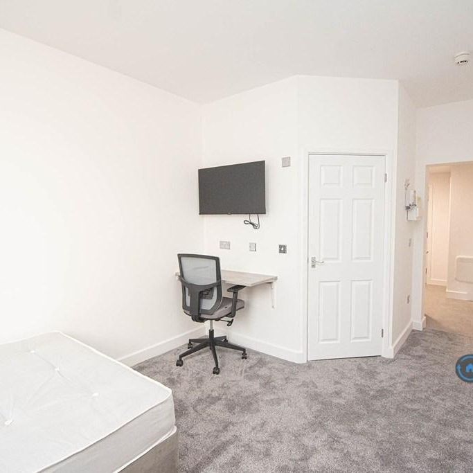 Studio to rent - Photo 1