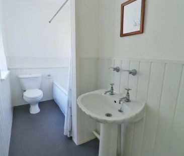 2 bedroom apartment to rent - Photo 6