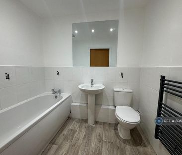 2 bedroom flat to rent - Photo 6