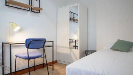 Piso de alquiler en Numancia - Foto 4