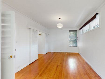 1/24 Allenby Road, Canterbury - Photo 2